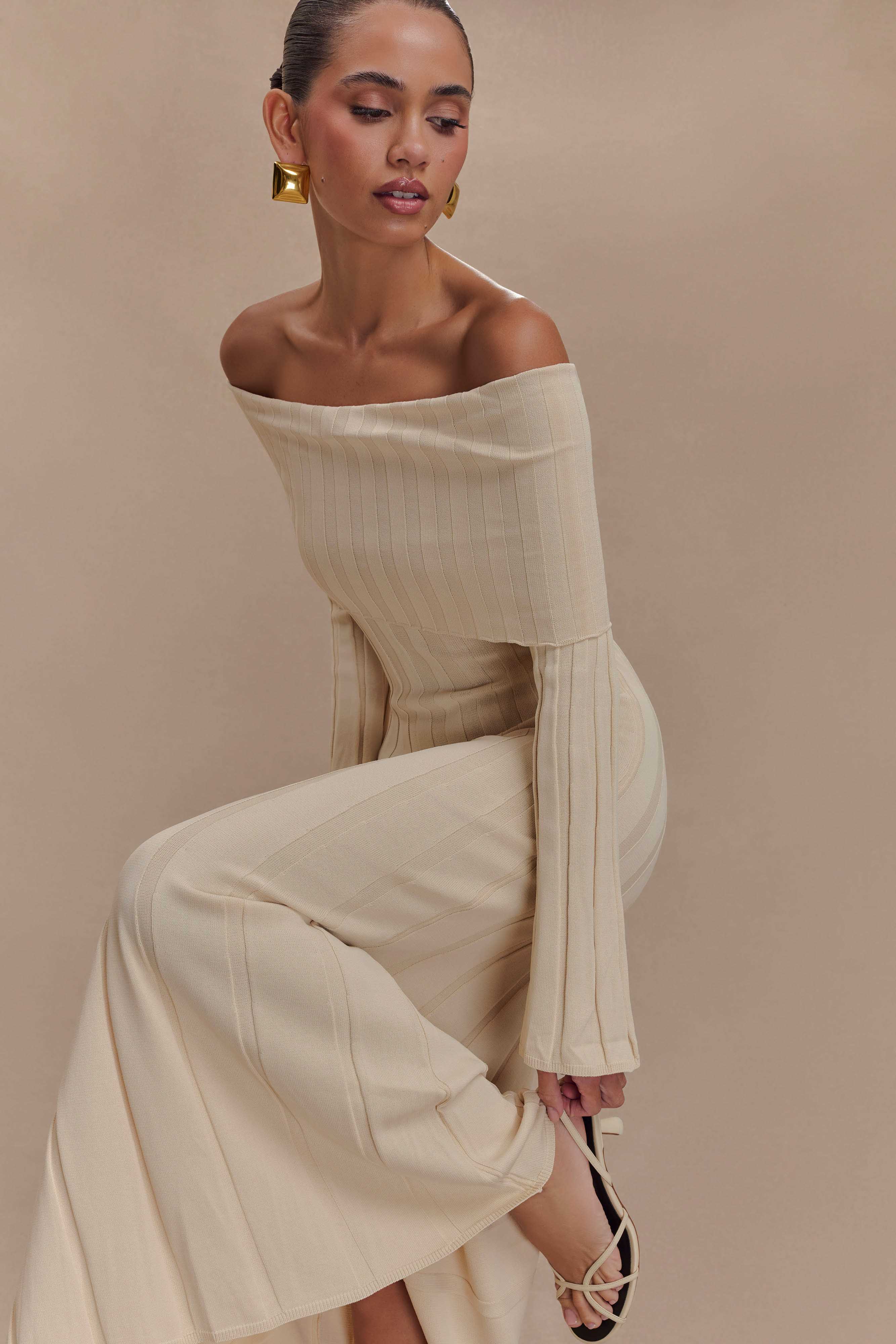Alonza Long Sleeve Knit Midi Dress - Cream - Image 3