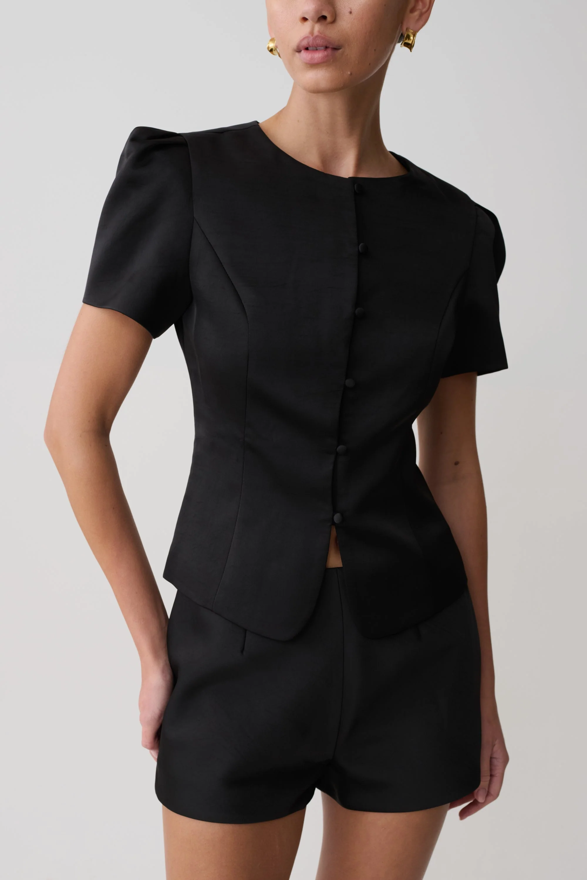 Anne Short Sleeve Satin Top - Black - Image 8