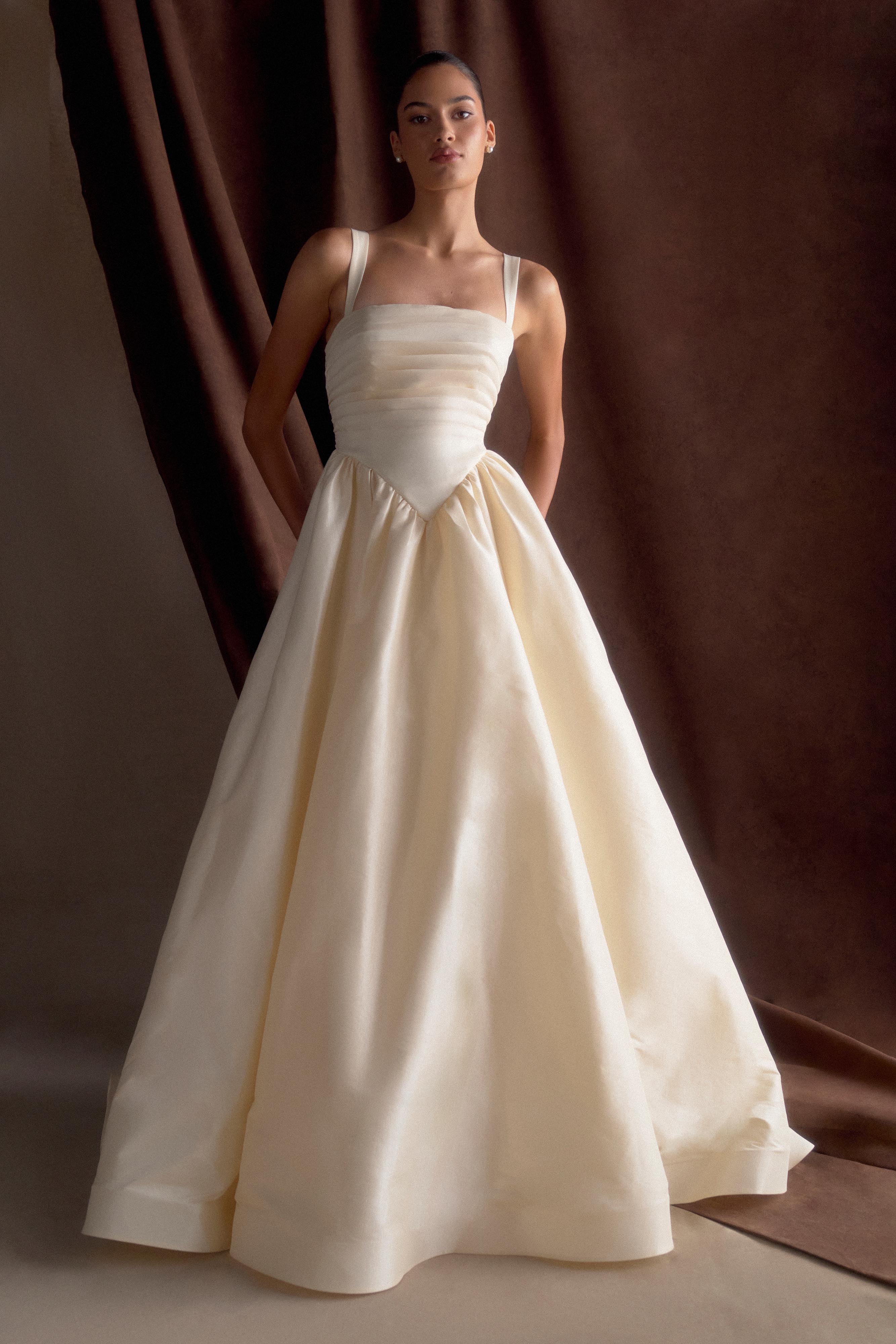 Carla Ruched Gown - Cream Ivory - Image 4