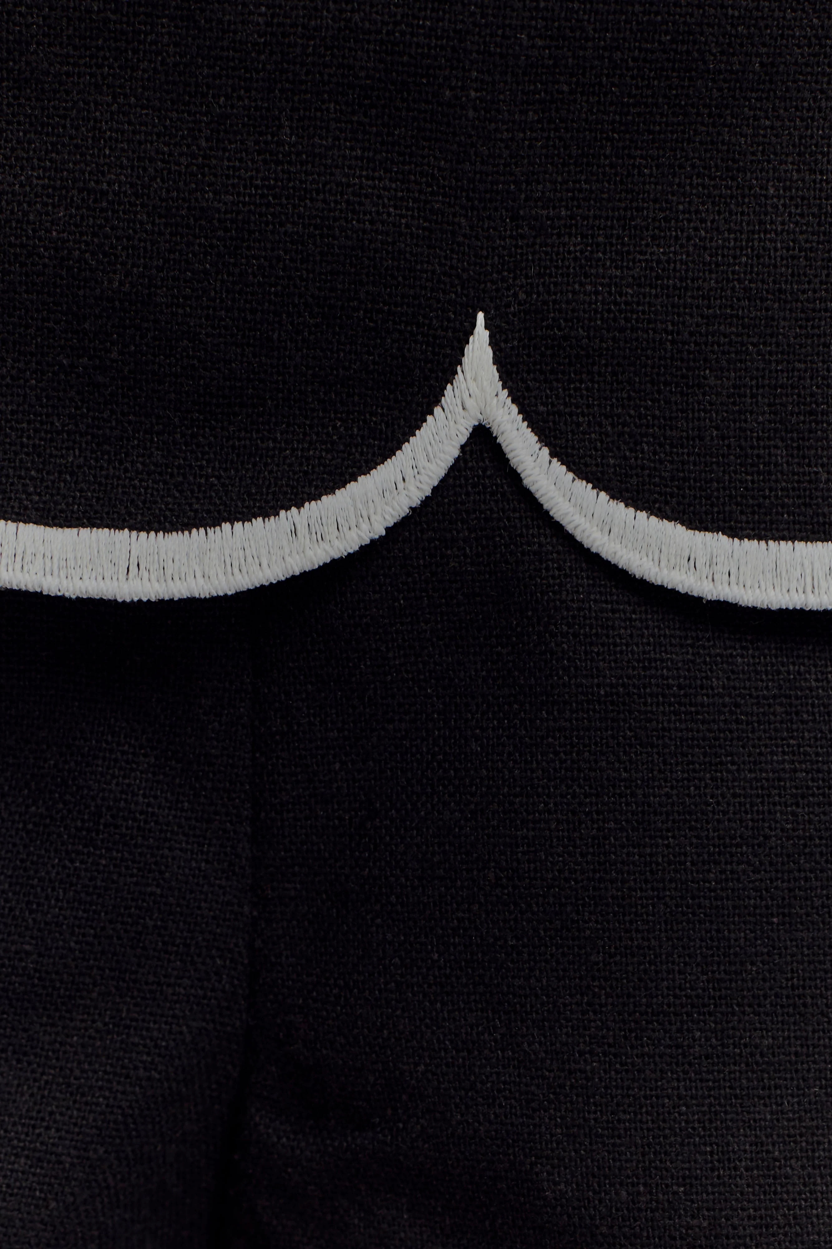 Judith Scallop Shorts - Black - Image 5