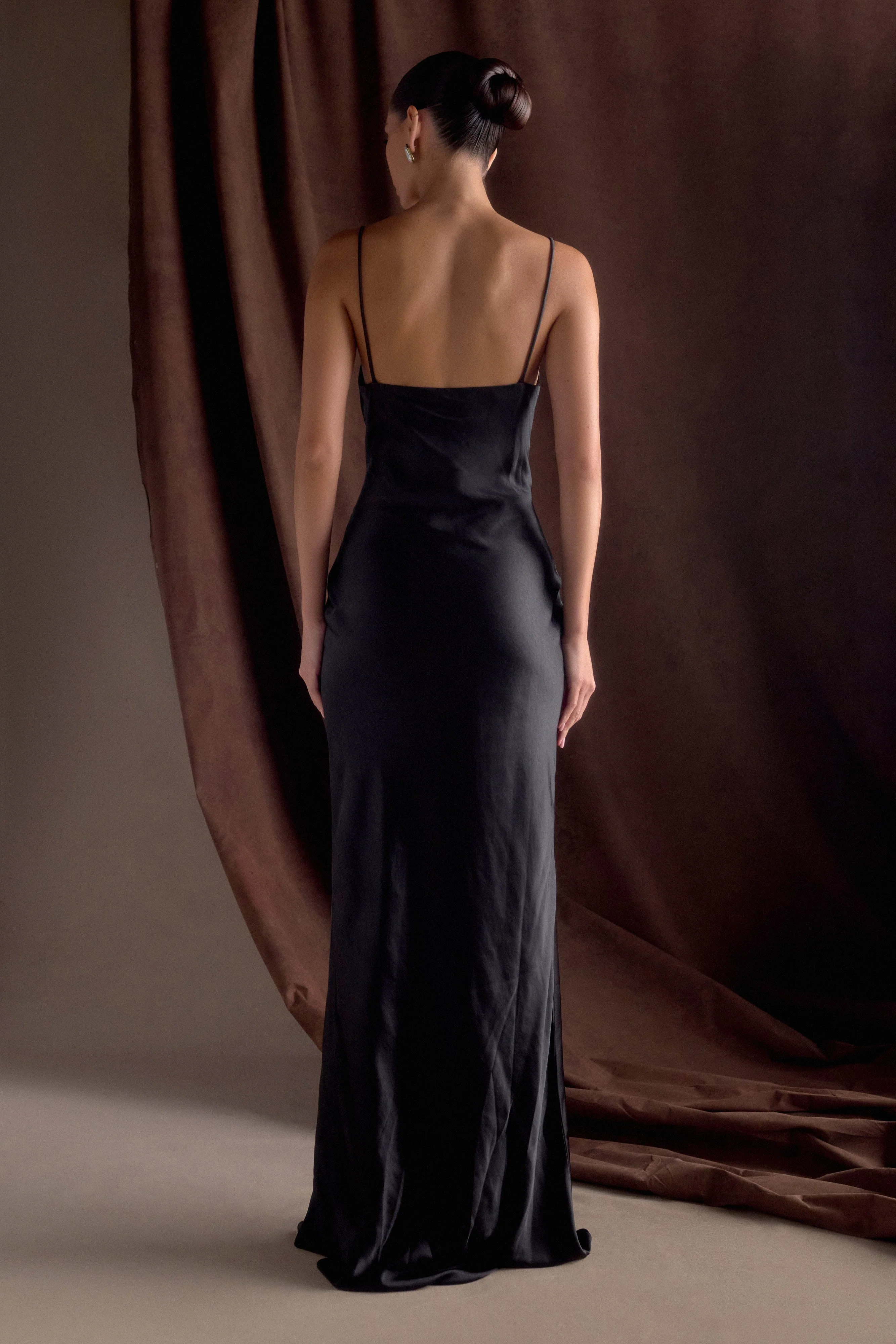 Lilly Sweetheart Satin Maxi Dress - Black - Image 2