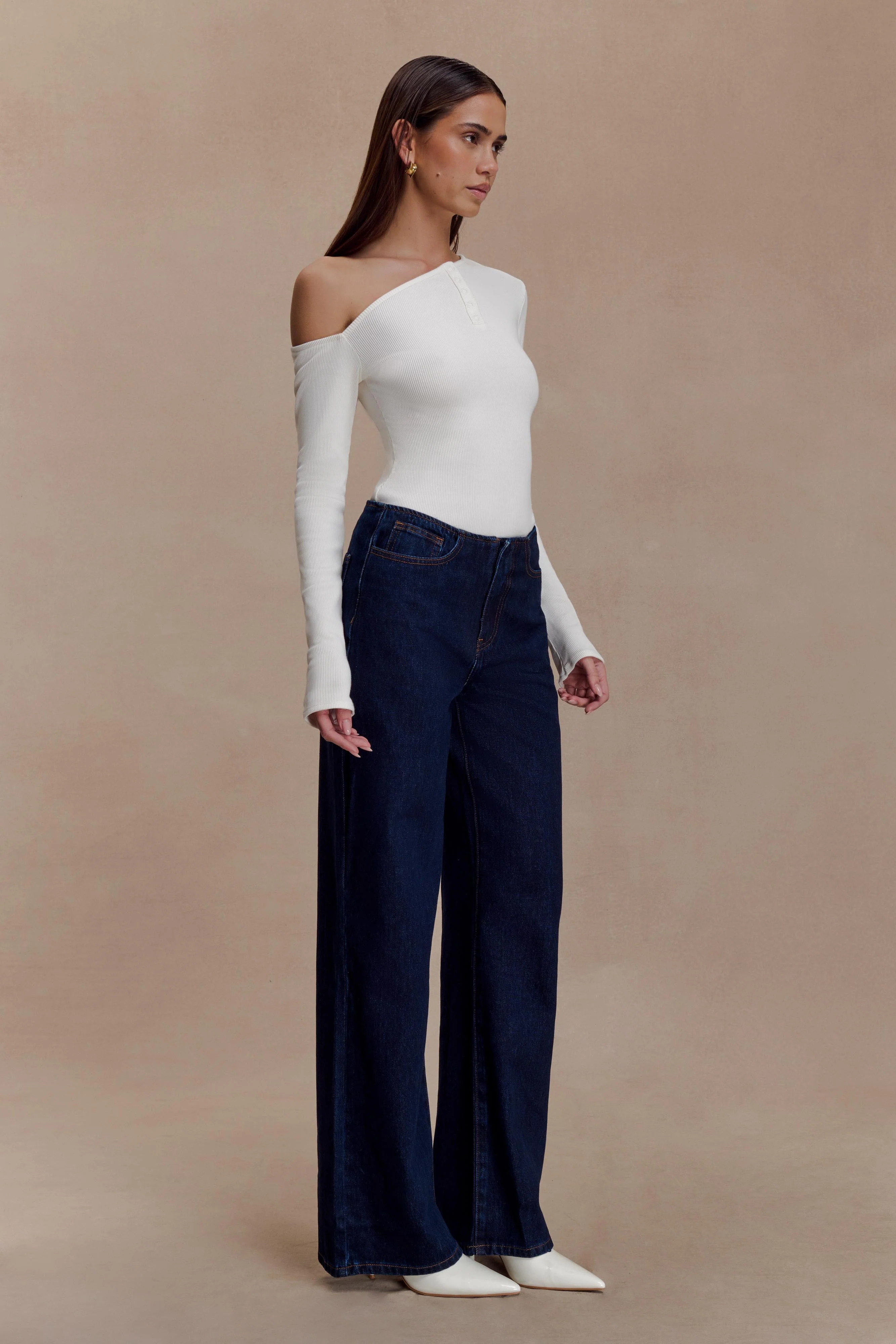 Maelle Off Shoulder Long Sleeve Top - Ivory - Image 4