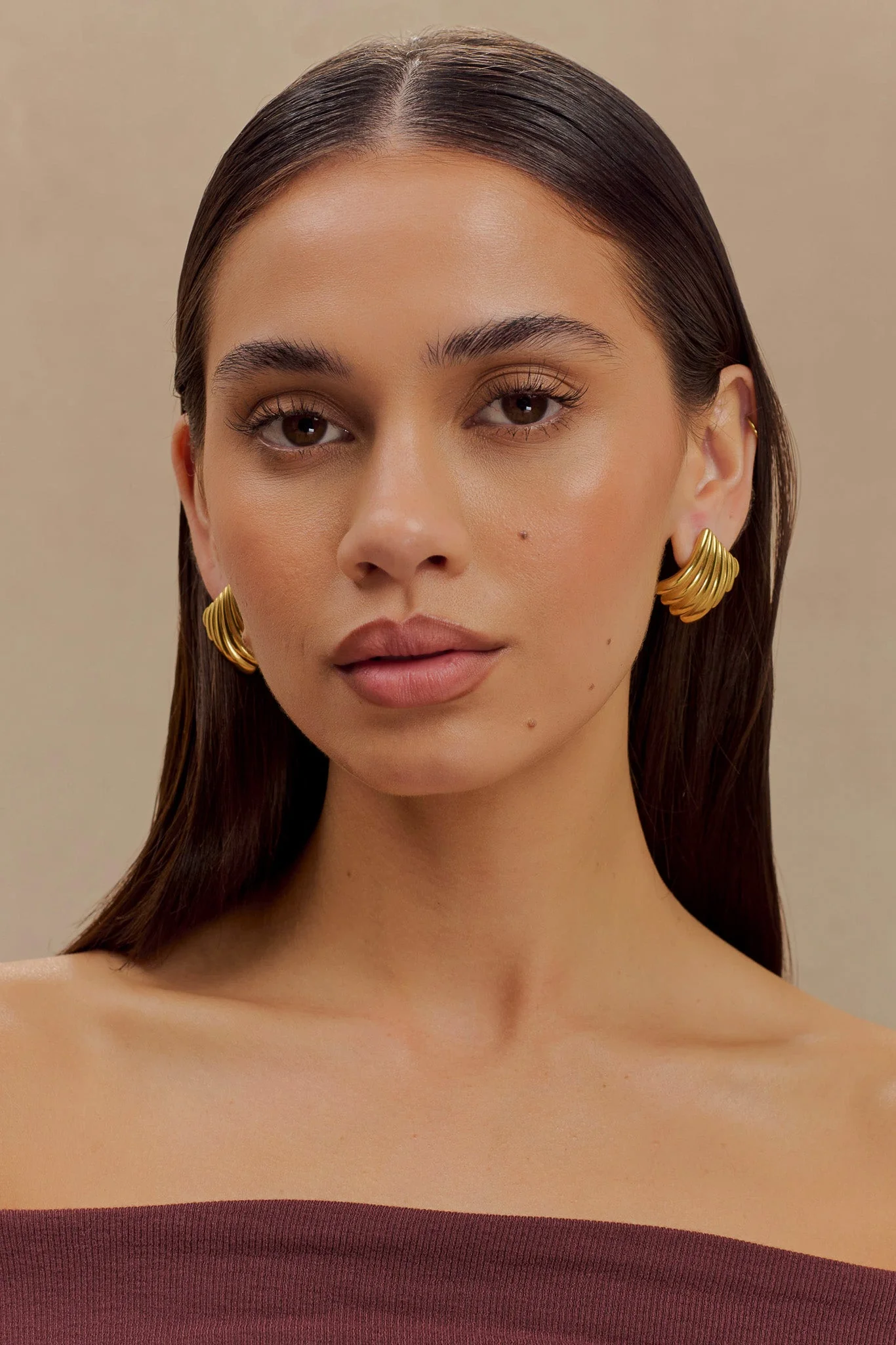 Olympia Textured Square Earrings - Gold - Image 3