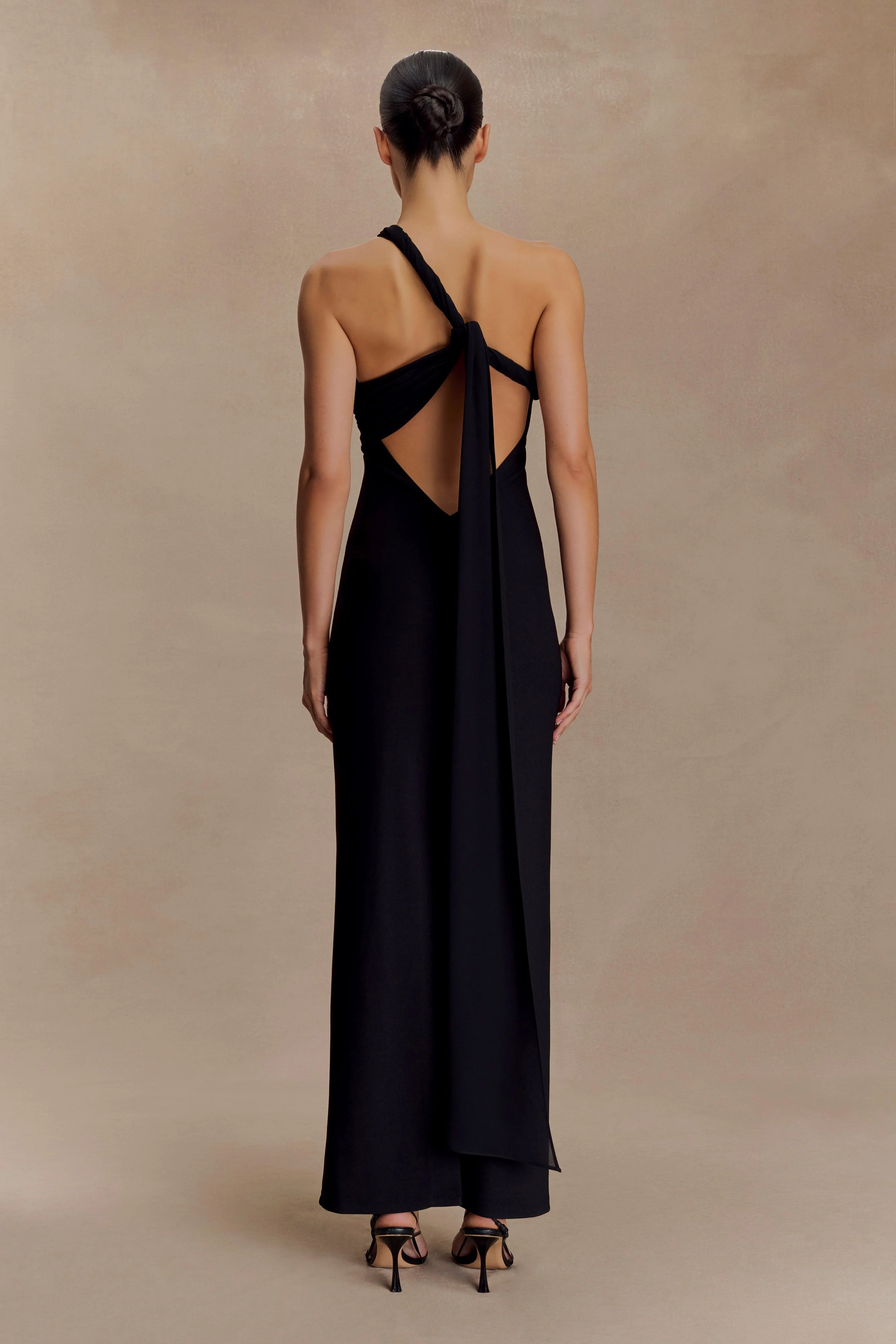 Philippa Knotted Crepe Maxi Dress - Black - Image 2