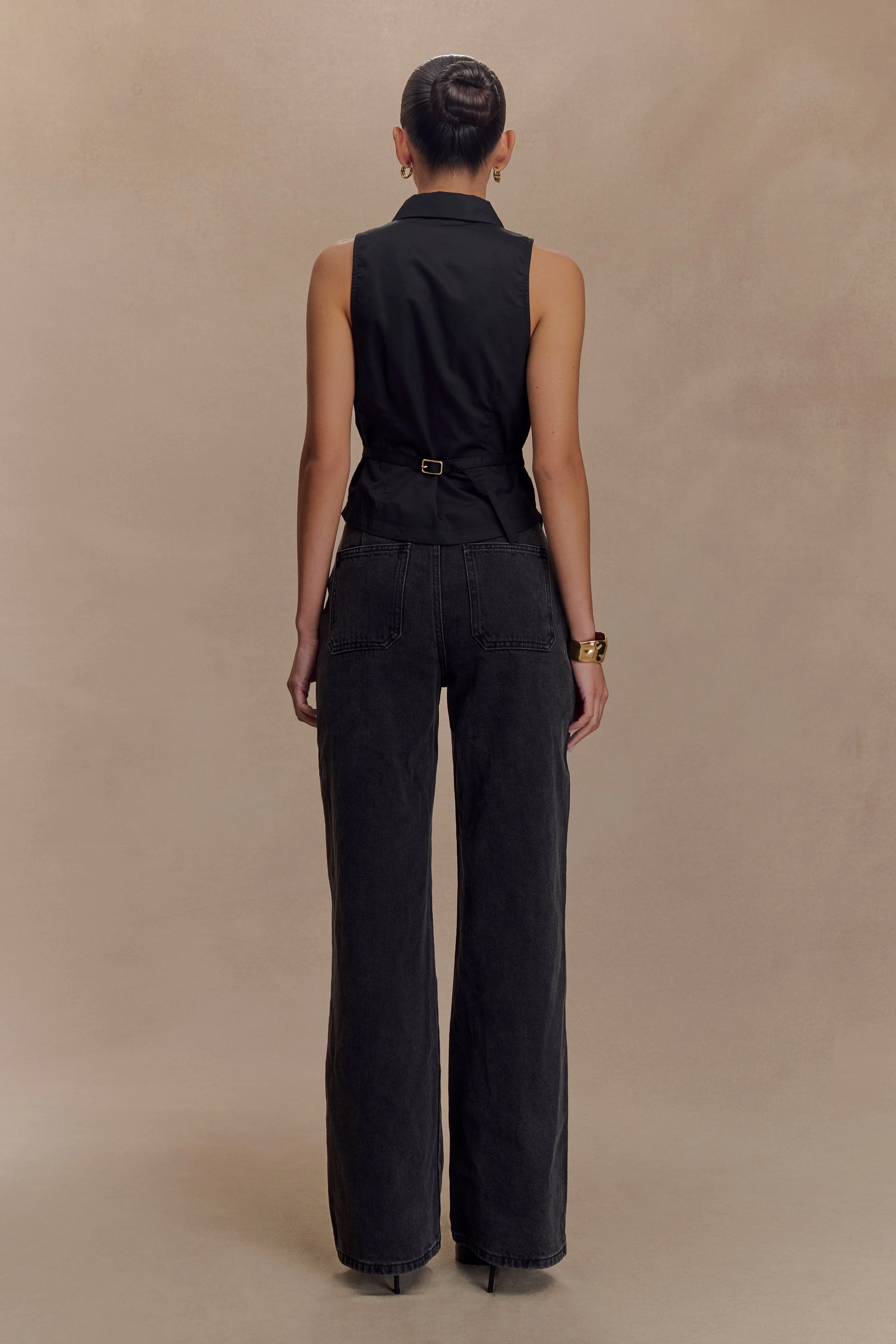 Selene Sleeveless Halter Shirt - Black - Image 5